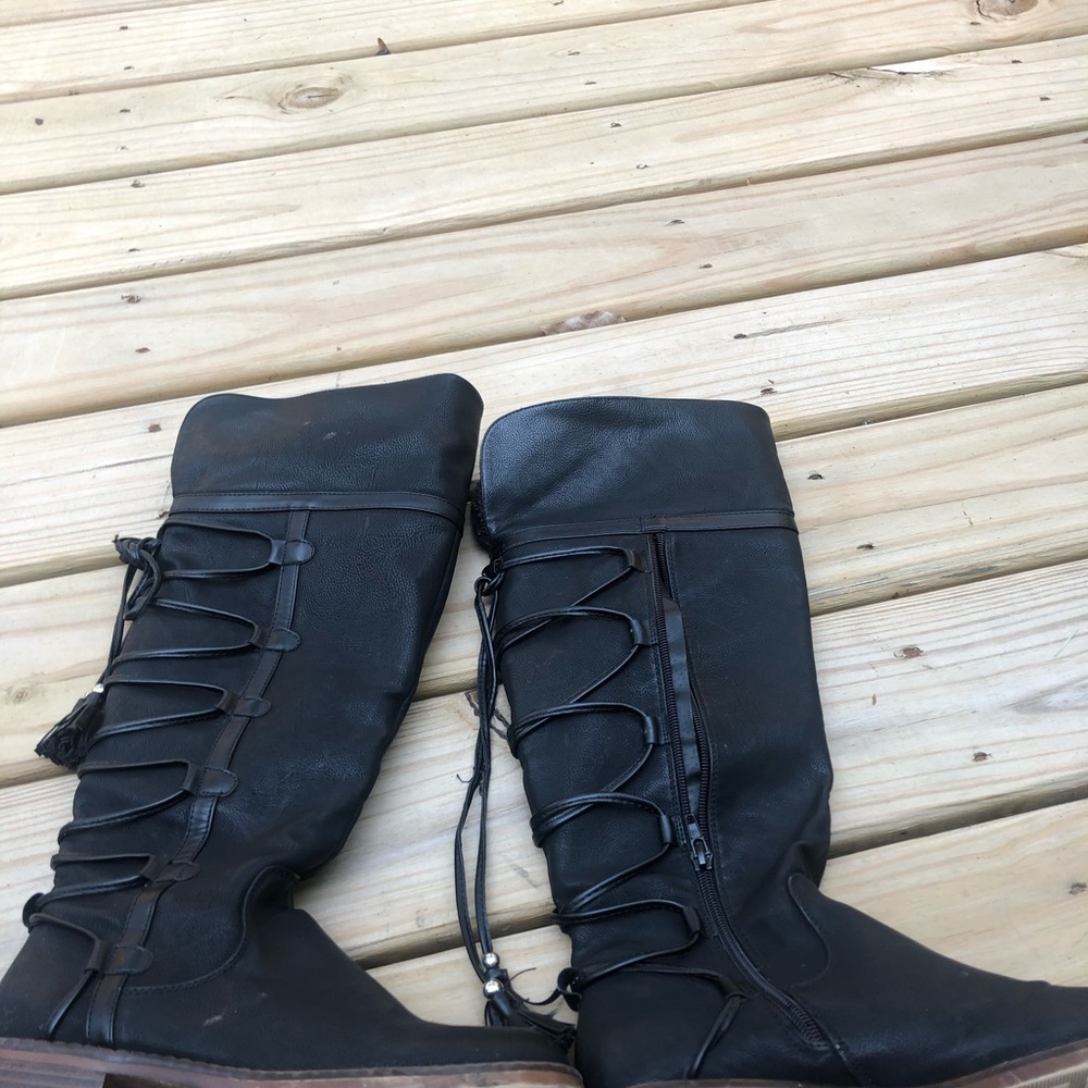 Black boots
